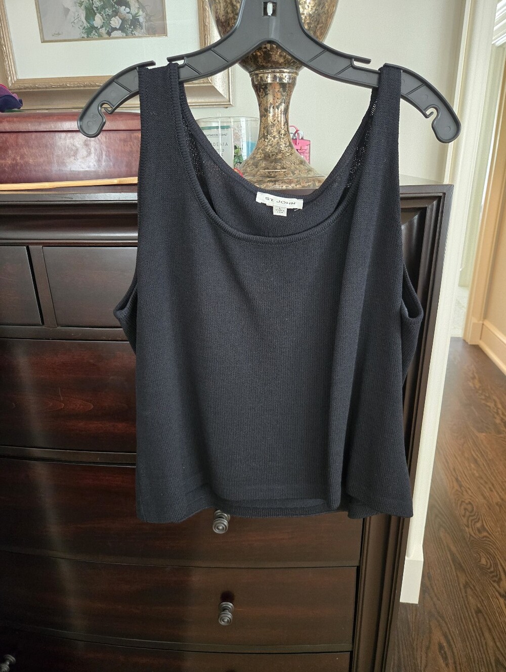 St. John Knits Basic Tank, Sz Large, Black